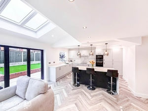 Photo 13- click for photo gallery